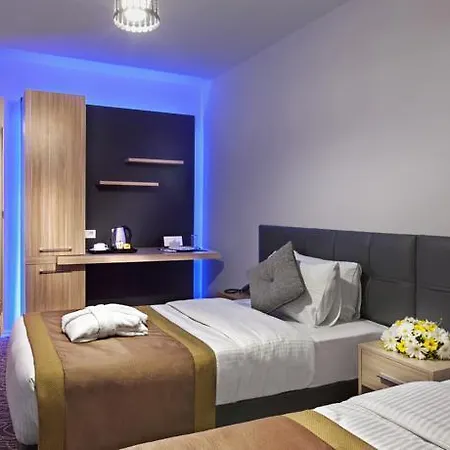 Hotel Manesol & Aparts Tuyap 3*