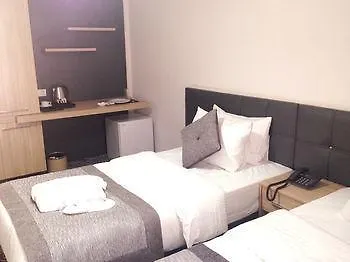 Hotel Manesol & Aparts Tuyap 3*